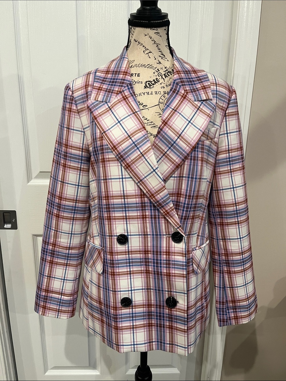 Avec Les Filles plaid blazer, from Anthropology. Size small.